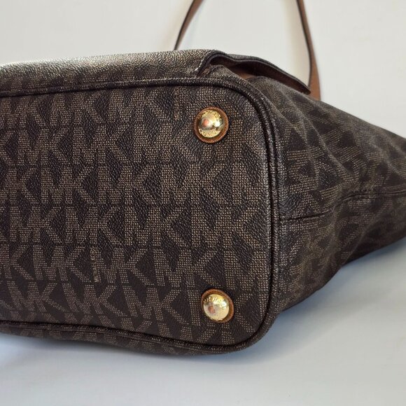 Michael Kors Jet Set Monogram Coated Canvas Tote LG Brown/Tan Front Snap Pocket - Picture 11 of 16